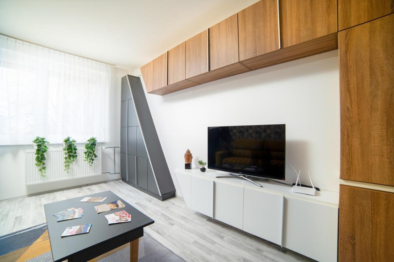 Comfort 18 - Best Family Layout- Balcony & Parking มิชโคลซ์ ภายนอก รูปภาพ